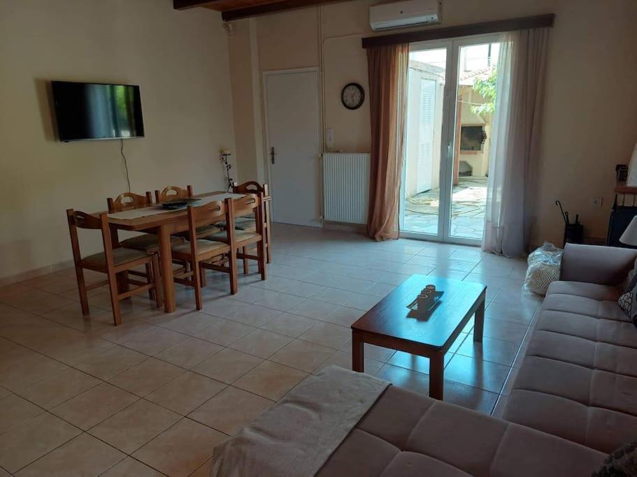 הוילה אנביסוס Anna'S House מראה חיצוני תמונה